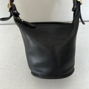 Vintage COACH Maggie Black Leather Small Bucket Bag #9019